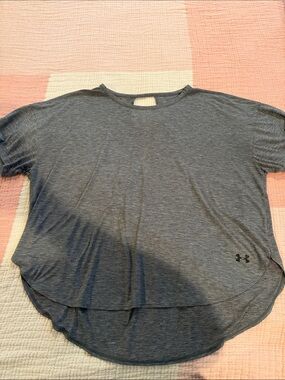 Under armour top